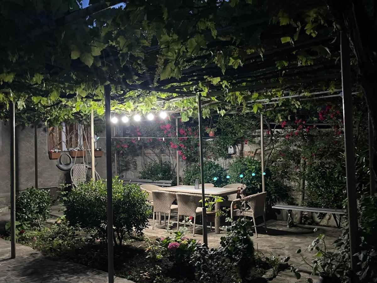 Mari Guest House 텔라비 외부 사진